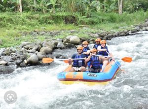 WATER RAFTING TELAGA WAJA